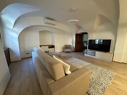 Hotel U Tri Pstrosu