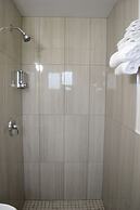 VOW MOTEL LISTOWEL ON