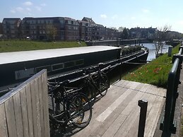 BnB Boat