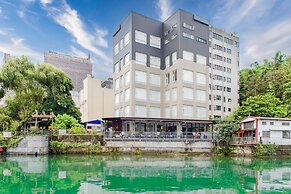Shui Yang Lakeview House with Elevator