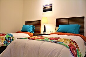 High-end comfort 2BR Condo with pool access by Happy Address
