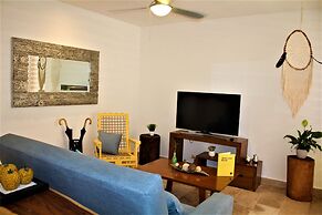High-end comfort 2BR Condo with pool access by Happy Address