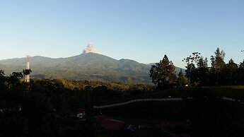 Finca Tres Equis - Farm and Forest