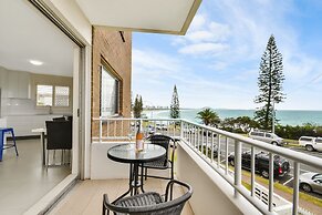 2 BDRM Beach Apartment BILGOLA4