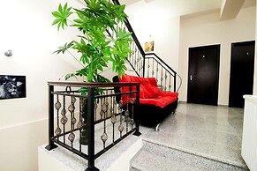 Hotel Ellegance