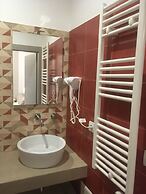 Robin Rooms