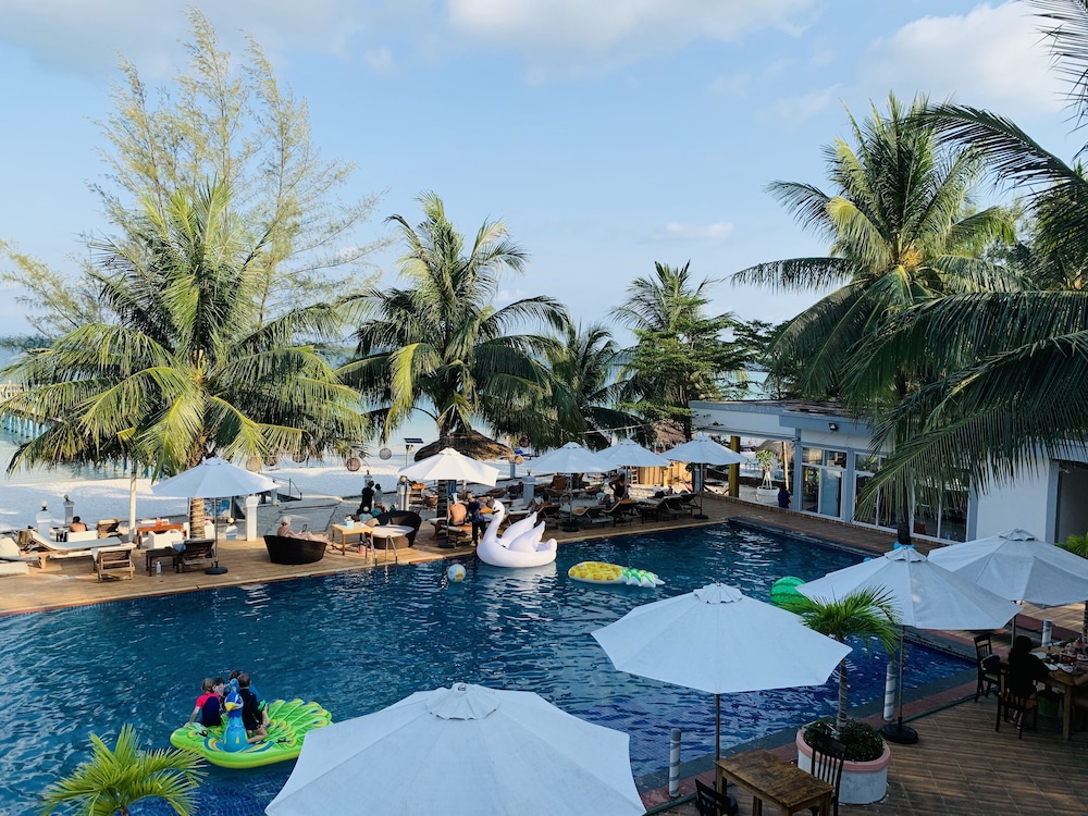 Sunrise Vuth Resort