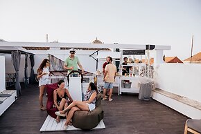 Deck Lodge - Hostel