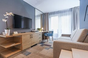 MAGNUS RESORT