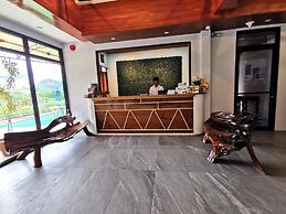 Charms Hotel