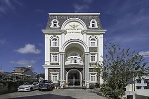 Minh Chien Hotel