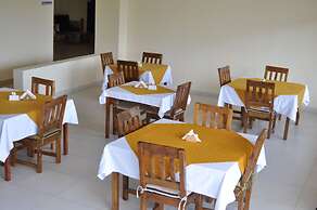 Peaks Hotel Limited