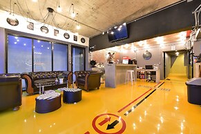 248 Street Hostel