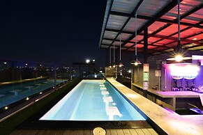 248 Street Hostel