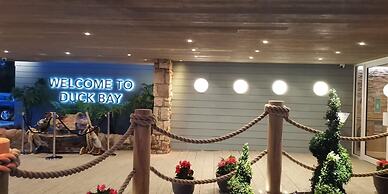 Duck Bay Hotel