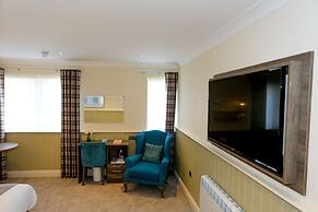 Duck Bay Hotel