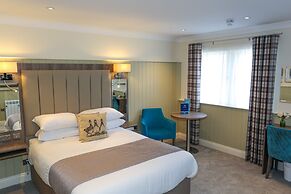 Duck Bay Hotel