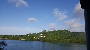 Ridge Bay Chateau