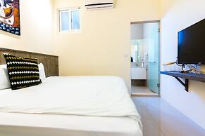 Cozy Green Guest House