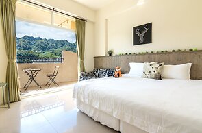 Cozy Green Guest House