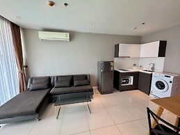 The Point Pratumnak by PSR ASIA