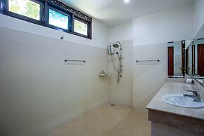 Brodie Rawai Resort