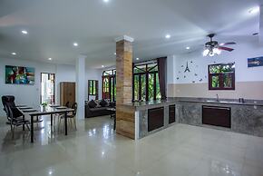 Brodie Rawai Resort