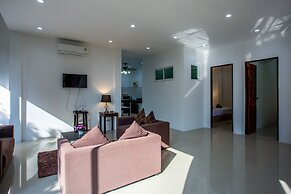 Brodie Rawai Resort
