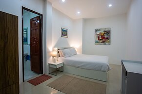 Brodie Rawai Resort