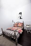 Otel M