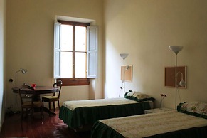 Art Apartment Dante