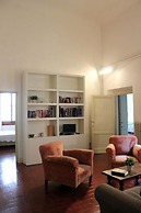 Art Apartment Dante