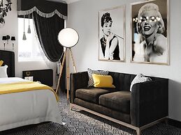 Art Hotel Sofit