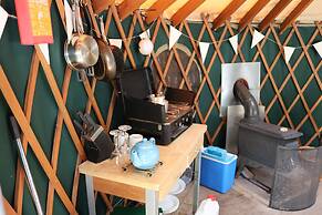 Yurtcamp Devon
