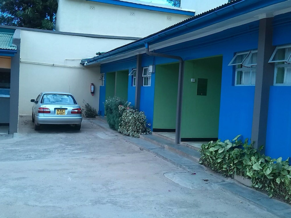 Nanyuki Simba Lodge