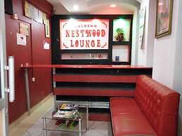 Nestwood Hotel