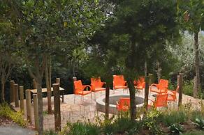 Jari Inn Bistro