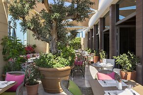 The Merchant House