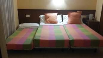 Hostal Les Collades