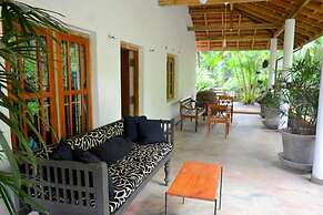 Landa Holiday House