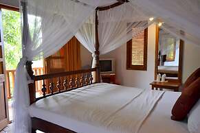 Landa Holiday House