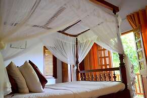 Landa Holiday House