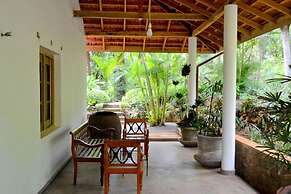 Landa Holiday House