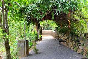 Landa Holiday House