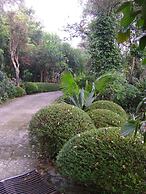 Landa Holiday House