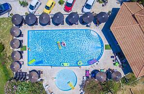 Porto Koukla Beach Hotel