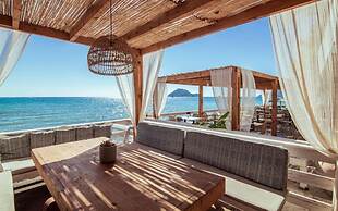 Porto Koukla Beach Hotel