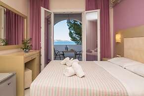 Porto Koukla Beach Hotel