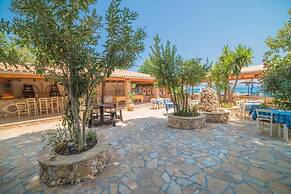 Porto Koukla Beach Hotel
