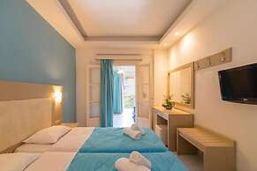 Porto Koukla Beach Hotel